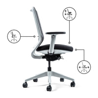 Yaasa Chair Classic in Weiss mit verstellbarer Rückenlehne und anpassbarer Sitzhöhe und -tiefe