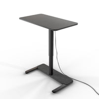 Elektrisch höhenverstellbares Stehpult Desk One in der Farbe Dunkelgrau/Schwarz.